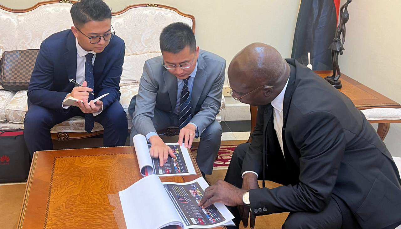 Imagem de capa da notíciaHuawei apresenta avanços no plano de investimento em Angola
