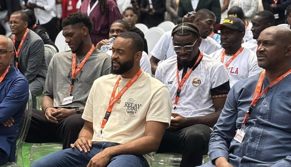 UNITEL oferece dez milhões de kwanzas à Selecção Nacional de Basquetebol